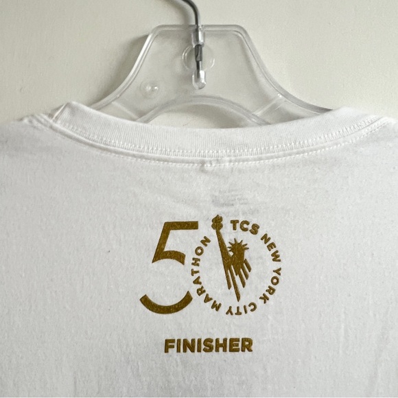 New Balance white black graphic Finisher NYC marathon cotton t shirt - Picture 7 of 7